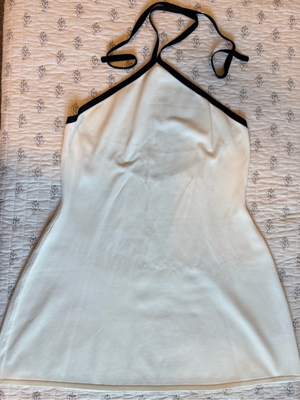MESHKI Grettel Contrast Halter Knit Mini Dress – Ivory/Black XL - Picture 3 of 9